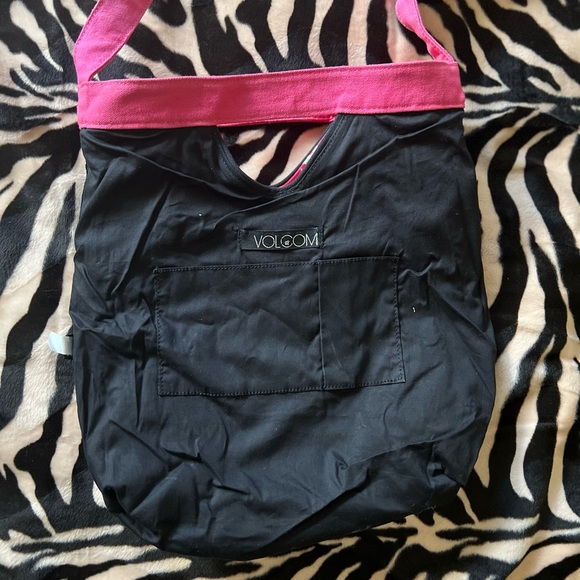 Volcom Pink/White Cotton Bucket Purse/Crossbody Bag from early 2000’s Y2K/Surf - Picture 8 of 14